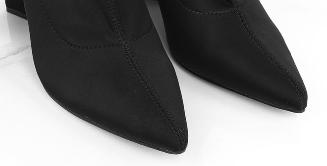 CZARNE DAMSKIE BOTKI NA SŁUPKU MATERIAŁOWE ZA KOSTKĘ ORBOLIA 9