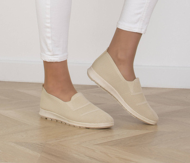 BEŻOWE TENISÓWKI MOKASYNY KORONKOWE