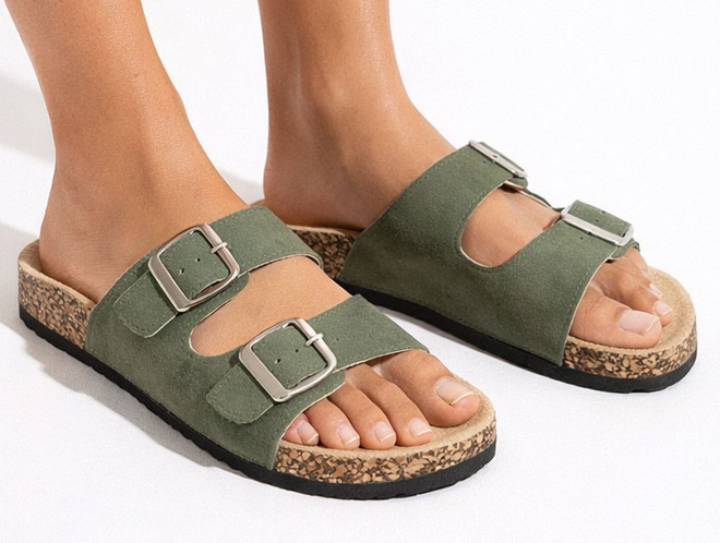 ZIELONE KLAPKI Z KLAMRAMI ZAMSZOWE NA KORKU 2