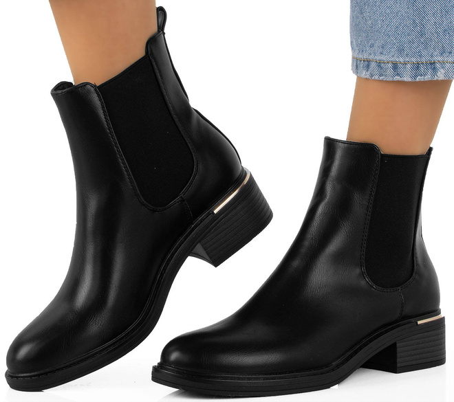 CZARNE BOTKI SKÓRZANE NA SŁUPKU NA PLATFORMIE BECKY 4