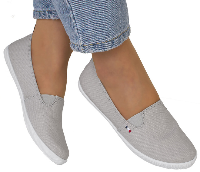 SZARE CZESZKI WSUWANE TENISÓWKI FLAGA TABI 2