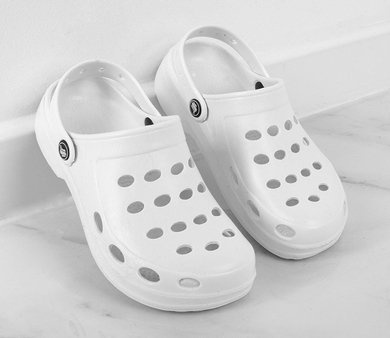 BIAŁE LEKKIE KLAPKI CHODAKI