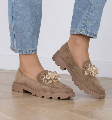 BEŻOWE MOKASYNY ZAMSZOWE DAMSKIE Z KRYSZTAŁKAMI MACI