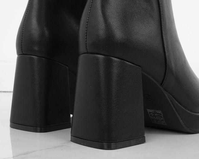  SKÓRZANE CZARNE BOTKI NA OBCASIE NA PLATFORMIE OCIEPLANE VELMIRE 6
