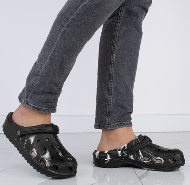 CZARNE MĘSKIE LEKKIE KLAPKI PIANKOWE