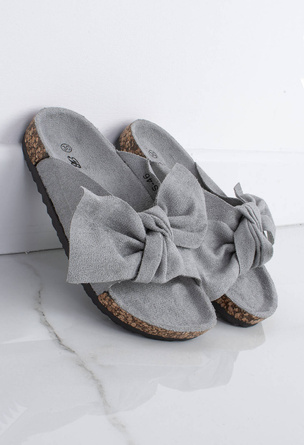 SZARE DZIECIĘCE KLAPKI NA KORKU Z KOKARDĄ MINNI