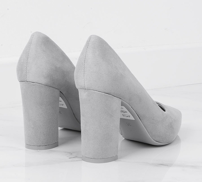 SZARE ZAMSZOWE CZÓŁENKA NA SŁUPKU LYNDA 4