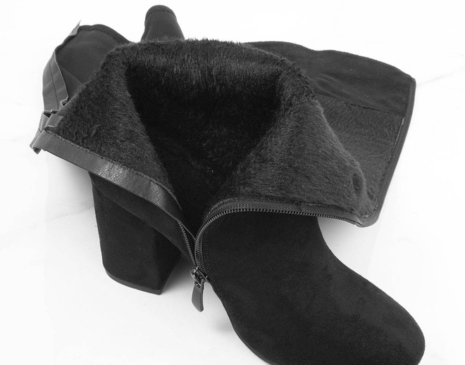 CZARNE OCIEPLANE BOTKI NA SŁUPKU JUPITER 6