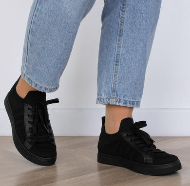 CZARNE TENISÓWKI AŻUROWE SZNUROWANE ODETTE