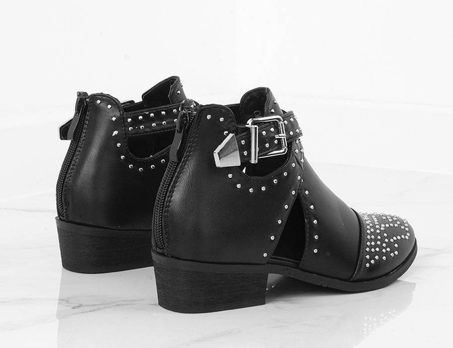 CZARNE SKÓRZANE BOTKI Z WYCIĘCIAMI DIREN 6