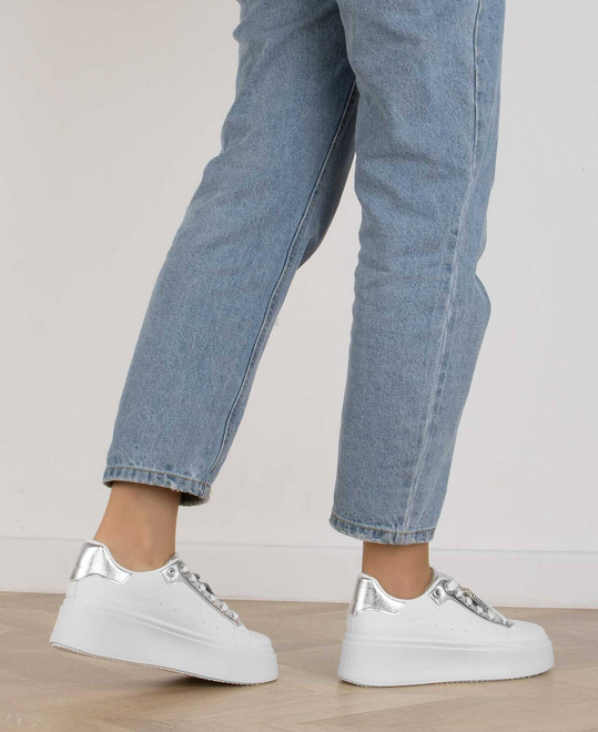 BIAŁE SNEAKERSY SKÓRZANE NA PLATFORMIE DAIZY 6