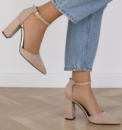 BEŻOWE DAMSKIE ZAMSZOWE CZÓŁENKA NA SŁUPKU NATALIA