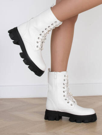 BIAŁE BOTKI GLANY SKORZANE SZNUROWANE MEGAN