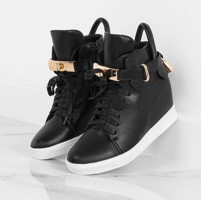 CZARNE SNEAKERSY Z KŁÓDKĄ BENNY