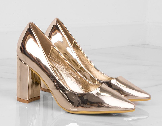 ZŁOTE LUSTRZANE CZÓŁENKA NA SŁUPKU MAYLIN 2