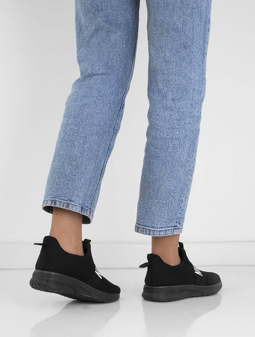 CZARNE LEKKIE SPORTOWE SNEAKERSY ROLO 8