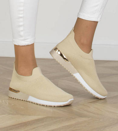 BEŻOWE BUTY SPORTOWE SNEAKERSY WSUWANE MERRA