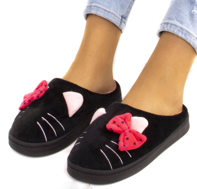 CZARNE OCIEPLANE KAPCIE KLAPKI DOMOWE PUFFY 4