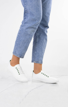 BIAŁE SKÓRZANE TRAMPKI SARINE