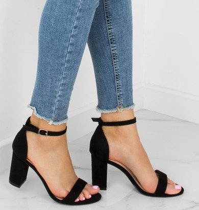 CZARNE ZAMSZOWE SANDAŁY NA SŁUPKU SONYA