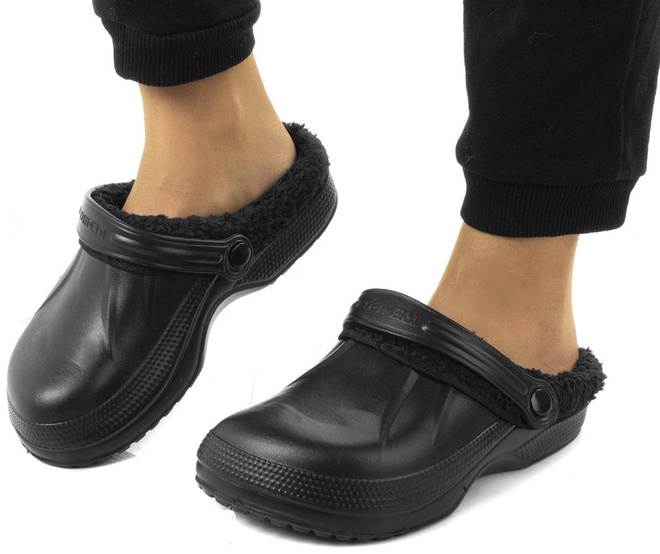 CZARNE OCIEPLANE CHODAKI PIANKOWE  4