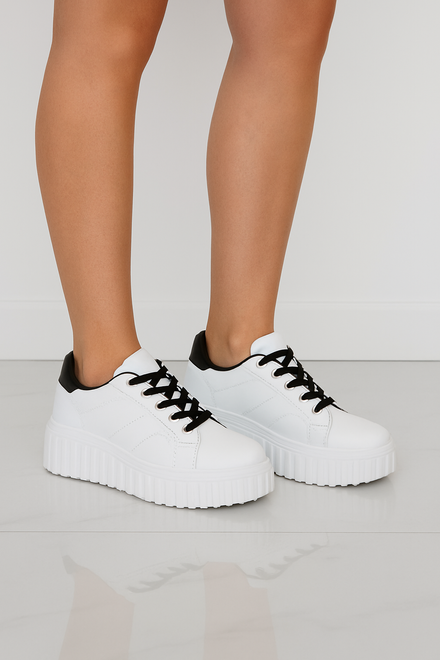 BIAŁE SNEAKERSY TRAMPKI KLASYCZNE NA PLATFORMIE TRICK 5