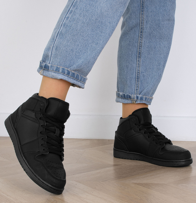 CZARNE WYSOKIE SKÓRZANE TRAMPKI NA PLATFORMIE CECRED 5