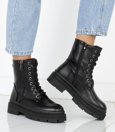 CZARNE BOTKI TRAPERY SZNUROWANE SKÓRZANE MADORA