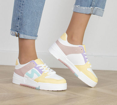 SPORTOWE SNEAKERSY GRUBA PODESZWA YENNY