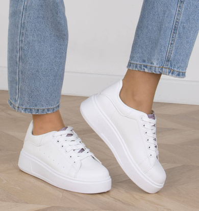 BIAŁE SNEAKERSY TRAMPKI KLASYCZNE NA PLATFORMIE MOLLIE