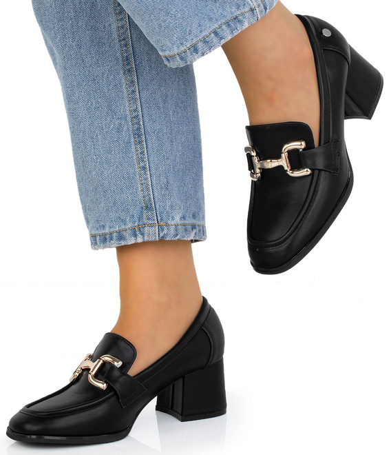 KLASYCZNE CZARNE DAMSKIE PÓŁBUTY NA SŁUPKU ERYN 4