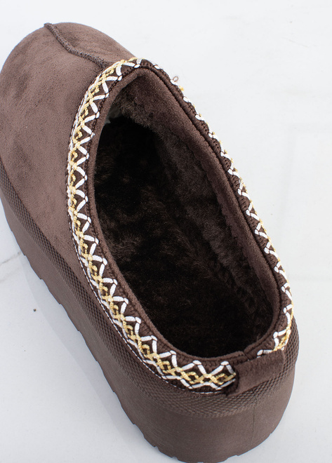 DAMSKIE BRĄZOWE KAPCIE OCIEPLANE PLATFORMA WSUWANE CLOUD 7