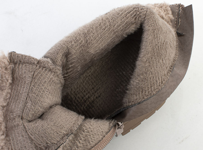 DAMSKIE BEŻOWE ZAMSZOWE BOTKI TRAPERY Z KOŻUSZKIEM TULARA 6