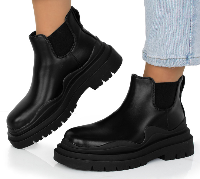 CZARNE BOTKI SKÓRZANE PLATFORMA WSUWANE DAZALA 4