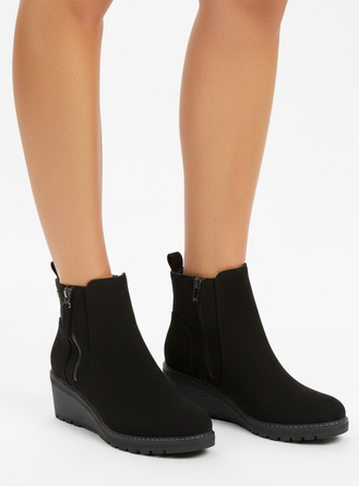 DAMSKIE CZARNE ZAMSZOWE BOTKI NA KOTURNIE CAMELIA