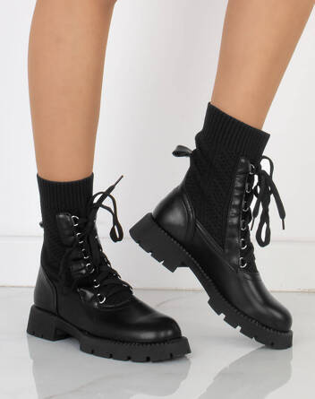 CZARNE BOTKI TRAPERY ELASTYCZNA CHOLEWKA CECILE