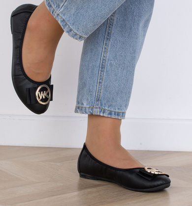 CZARNE BALERINKI PÓŁBUTY SKÓRZANE ZŁOTA OZDOBA RUBIS