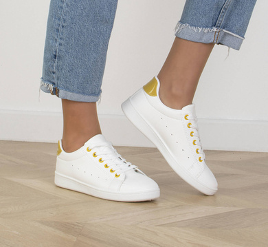 BIAŁE SNEAKERSY TRAMPKI SKÓRZANE SPORTOWE MARI