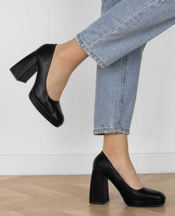 CZARNE CZÓŁENKA NA GRUBYM SŁUPKU PLATFORMA ALYSSA