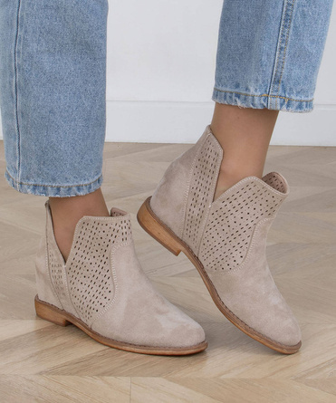 DAMSKIE BEŻOWE AŻUROWE BOTKI KLASYCZNE WSUWANE BESSIA