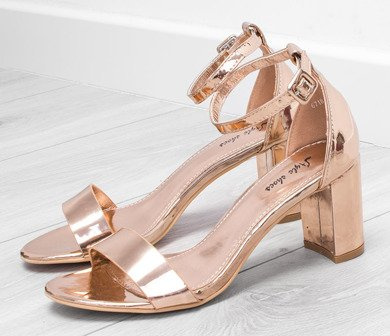  LUSTRZANE SANDAŁY NA SŁUPKU CHAMPAGNE ISOBELL