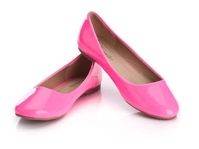 RÓŻOWE NEONOWE BALERINKI LAKIEROWANE