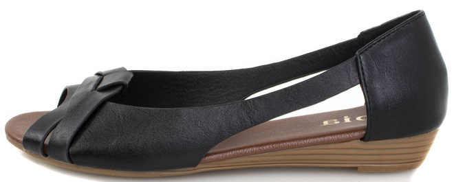 CZARNE SANDAŁY NA NISKIM KOTURNIE MILA 5