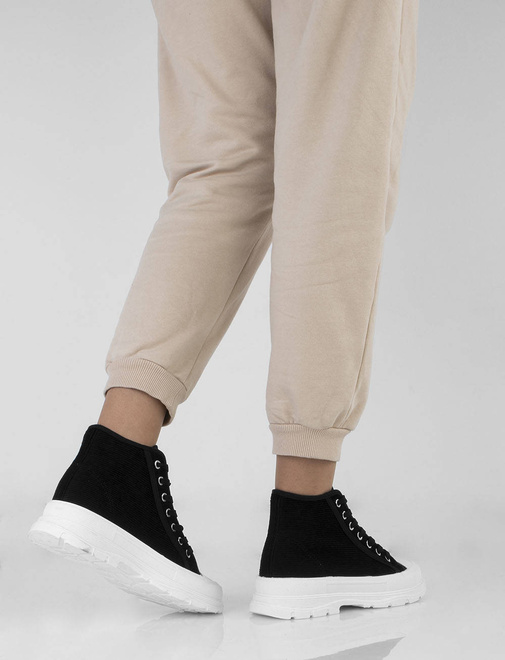 CZARNE WYSOKIE TRAMPKI PALLADI 7