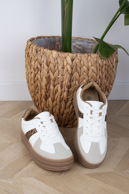 DAMSKIE BIAŁE SNEAKERSY TRAMPKI SKÓRZANE CARLOS 9