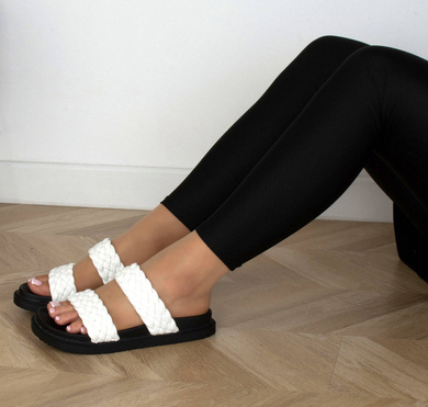 DAMSKIE BIAŁE LEKKIE KLAPKI WSUWANE PASKI RIVER