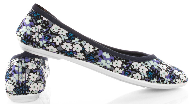 GRANATOWE BALERINKI W KWIATY LUCIES 4