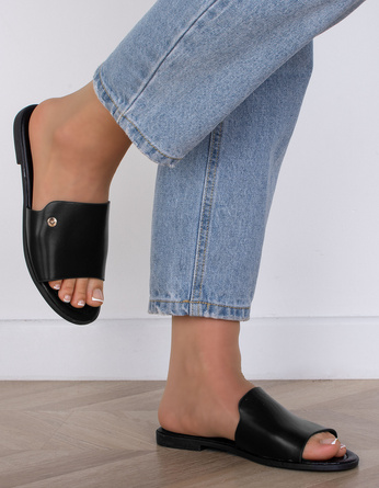 CZARNE KLASYCZNE KLAPKI WSUWANE DAMSKIE SKÓRZANE VERICIA