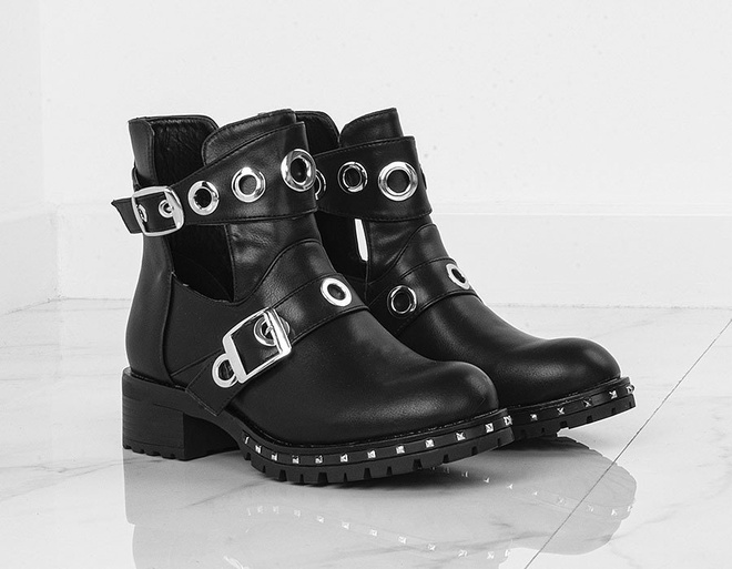 CZARNE BOTKI Z WYCIĘCIAMI FENDIS 3