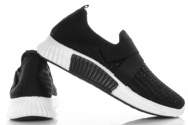 CZARNE WSUWANE BUTY SPORTOWE Z CYRKONIAMI TANERA 4